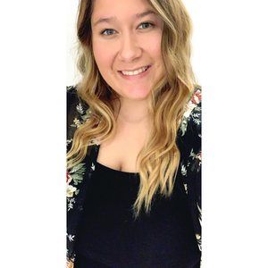 Meet your Posher, Jacquelynn